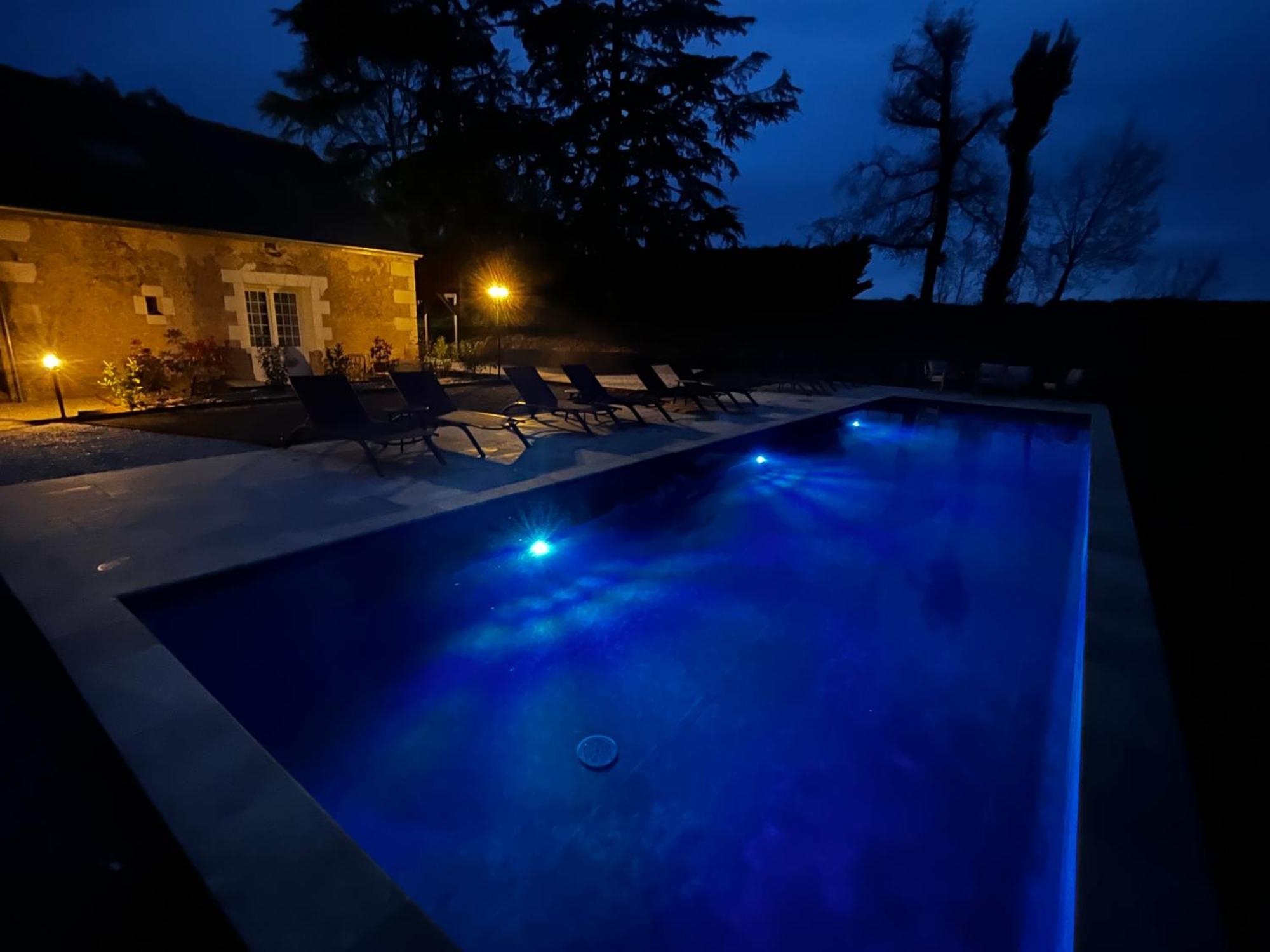 Sans Souci Bed And Breakfast Luxe Heated Pool And Restaurant Luzille Экстерьер фото