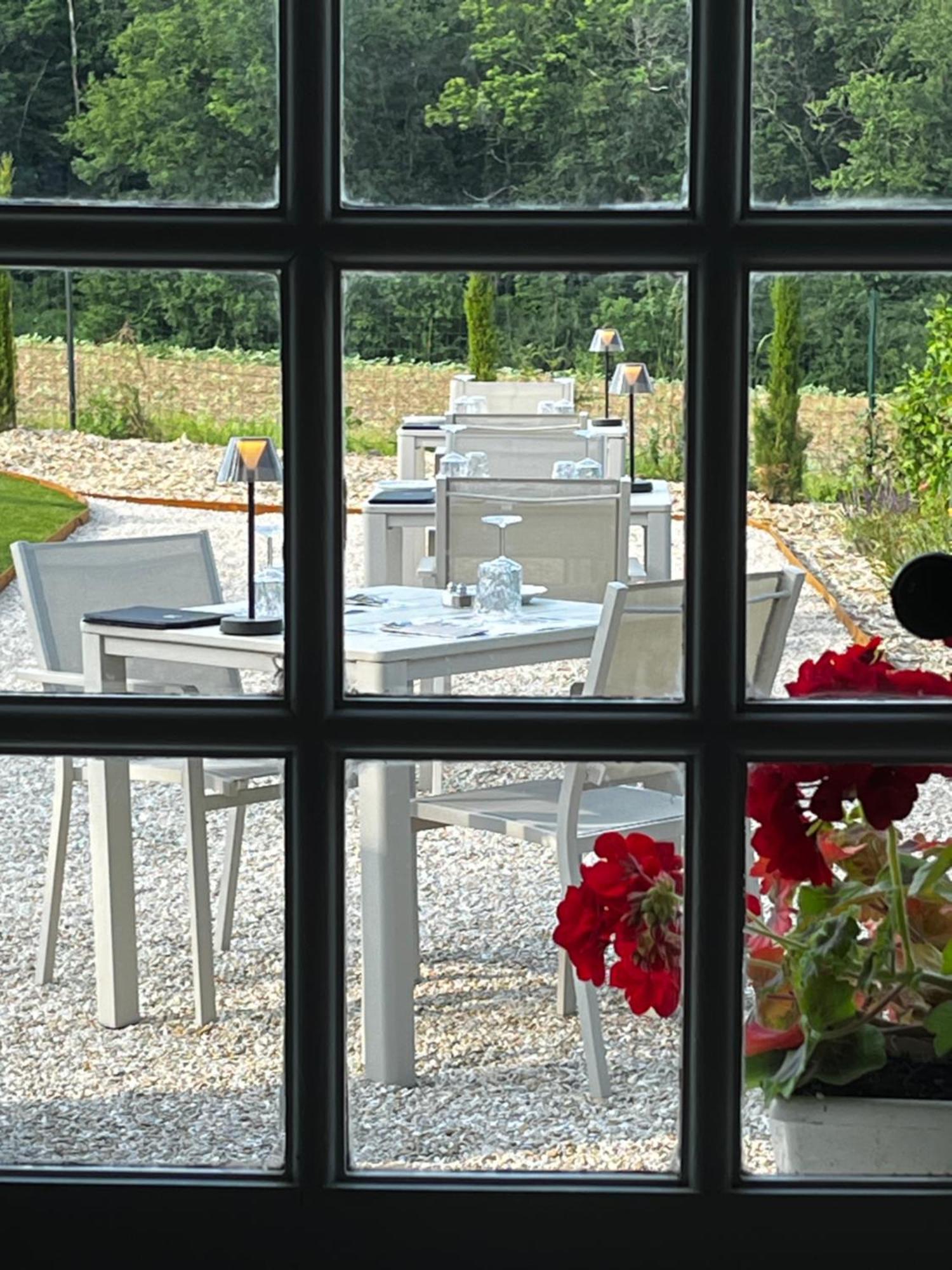 Sans Souci Bed And Breakfast Luxe Heated Pool And Restaurant Luzille Экстерьер фото